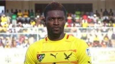 إيمانويل أديبايور يقود هجوم توجو أمام مصر وديا