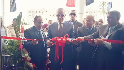 محافظ البحر الأحمر يفتتح مبنى حي جنوب الغردقة بتكلفة ١٣مليون جنيه(صور)