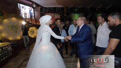 بالفيديو.. محافظ الإسماعيلية يفاجئ «الفتاة اليتيمة» ويحضر حفل زفافها