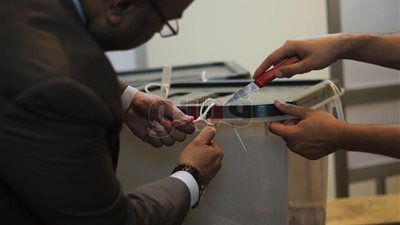 14 صورة ترصد عملية الفرز في عين شمس ومصر الجديدة