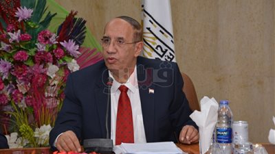 تعليق الدراسة بجامعة أسيوط غدا بسبب العاصفة الترابية