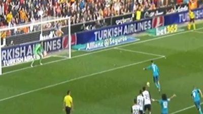 «رونالدو» يتقدم بالهدف الثاني لريال مدريد في فالنسيا (فيديو)