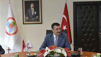 وزير: الاقتصاد التركي ينمو بنسبة 4 إلى 4.5% في 2016