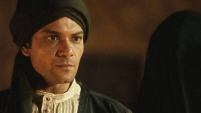 آسر ياسين يتهم غادة عادل بالخيانة في «العهد»