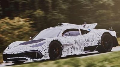 مرسيدس تتسارع من أجل العالمية