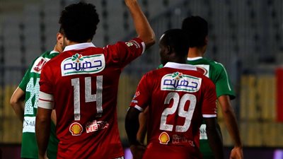 بالفيديو والصور..الأهلي يتعادل ايجابيا مع الاتحاد السكندرى