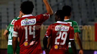 مارتن يول يواصل سقوطه.. يقود الأهلي لتعادل مع الاتحاد.. اللعنة الهولندية تعود للشياطين الحمر في الدوري.. عودة متعب «الحسنة الوحيدة».. مؤمن يظهر بعد العمرة بـ24 ساعة.. «القمة» تحسم 