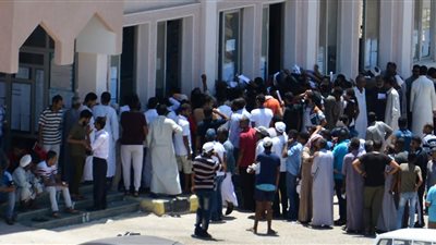 صرف الدفعة الثانية من المساعدات للصيادين المتضررين بالبحر الأحمر