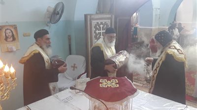 21 صورة تجسد احتفالات الأرثوذكس بعيد الشهيدة «دميانة» والأربعين عذراء