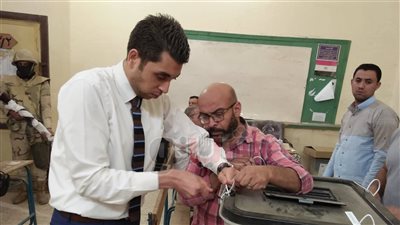 المؤشرات الأولية.. السيسي 14174 صوتا وموسى 182 بشرطة الجنوب في بورسعيد