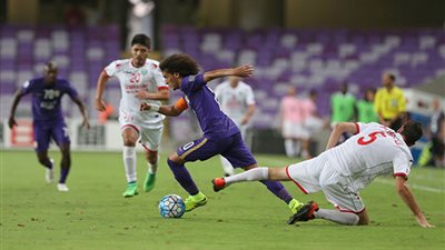 العين يفوز على النصر 3 / 0 في الدوري الإماراتي بمشاركة الشحات