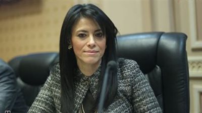 وزيرتا السياحة والاستثمار تغادران إلى روسيا بطائرة خاصة