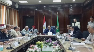 محافظ الدقهلية للتنفيذيين: «عايز نقفش سواقين الميكروباص المخالفين»