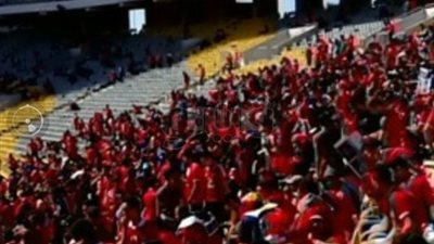 بالصور.. توافد جماهير الأهلي إلى ملعب برج العرب قبل لقاء الوداد