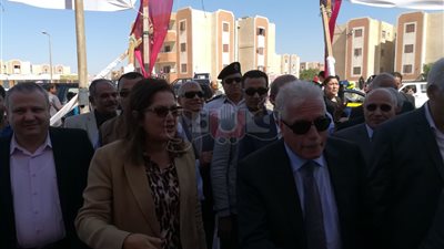 وزيرة التخطيط تتفقد المخبز الآلي بمدينة الطور في جنوب سيناء