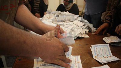 مؤشرات أولية.. السيسي 74988 صوتا وموسى 2496 صوتا بمركز دمياط