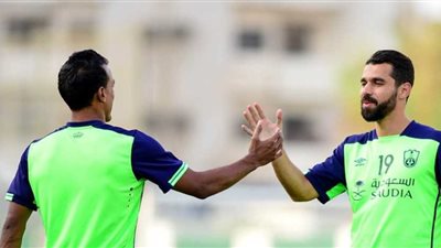 السعيد وعبد الشافي يقودان الأهلي أمام الحزم بالدوري السعودي