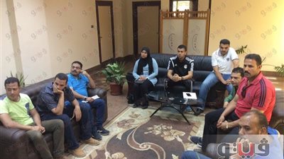 بالصور.. وكيل «رياضة الغربية» يجتمع بشباب حملة إزالة التعديات
