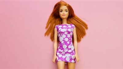 8 أفكار مبتكرة لمحبي الدمية «باربي» (فيديو)