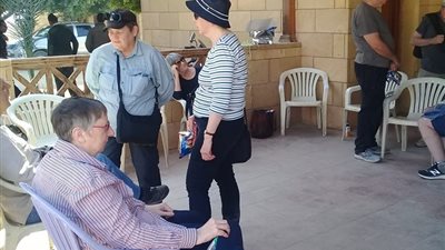وفدان سياحيان من أستراليا وروسيا يزوران المناطق الأثرية بالمنيا (صور)