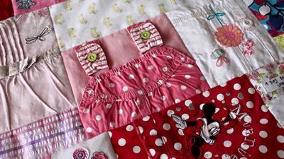 بالصور.. طرق رائعة لاستخدام ملابس الأطفال القديمة