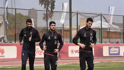 مران مكثف لحراس مرمى الأهلي استعدادا لمواجهة المقاصة