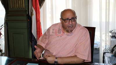 رئيس جامعة عين شمس: انطلاق العام الدراسي بـ«تحية العلم».. قبول 40 ألف طالب جديد.. الأمن الإداري مسئول عن تأمين البوابات.. المصروفات يحددها القانون.. وممنوع ممارسة العمل السياسي داخل الحرم ال