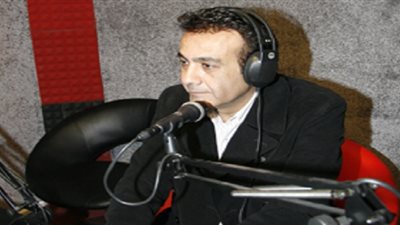 بالصوت.. سيدة لأسامة منير: بنتي اتقدملها 17 عريس وابن خالتها يريدها