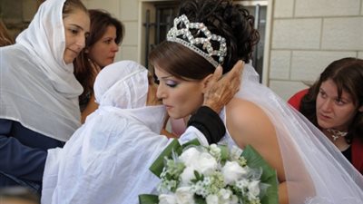 السلام بفراش الزوجية فقط.. إسرائيليات يقعن في عشق شباب فلسطين