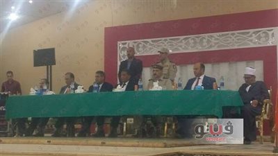 بالصور.. «الكفن» ينهي خلافا ثأريا بين عائلتين في بني سويف