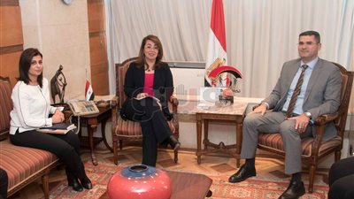 وزيرة التضامن تلتقي رئيس شركة «نستله» لبحث سبل التعاون (صور)