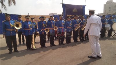 الموسيقى العسكرية تفتتح العام الجامعي الجديد بجامعة عين شمس