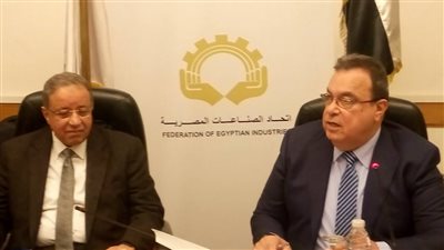 لجنة الضرائب باتحاد الصناعات تناقش مشكلات الأعضاء (صور)