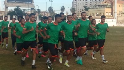 الاتحاد السكندري يؤجل مفاوضات تجديد ثلاثي الفريق بعد مواجهة المصري