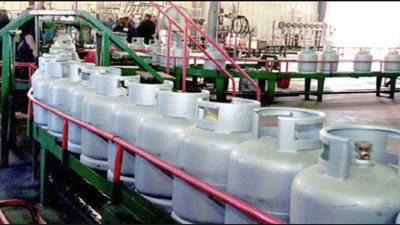 وصول 6500 طن غاز بوتاجاز و4 آلاف طن نخالة قمح لموانئ السويس