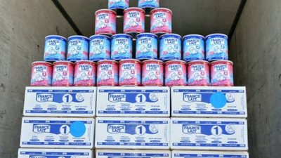 حكاية مصنع ألبان الأطفال المكتشف بالصدفة.. «لاكتو مصر» أنشئ عام 2000.. توقف في عهد حاتم الجبلي بسبب مافيا الاستيراد.. حاصل على شهادات جودة عالمية.. ووزير الصحة يعيد إحياءه لتحقيق الاكتفاء ال