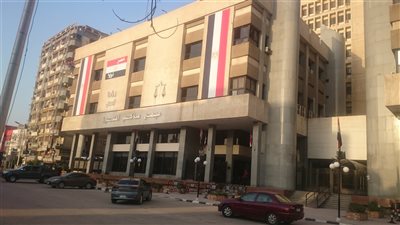 الحبس سنة مع إيقاف التنفيذ لمأذون اقتحم مدرسة بسلاح ناري في الدقهلية