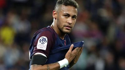 سلطات الضرائب البرازيلية تحجز على 36 عقارا لـ