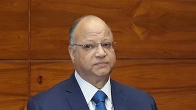 لجنة هندسية لمعاينة العقارات المجاورة لعقار شبرا المنهار