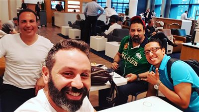 حازم إمام ومجدي عبد الغني في فرنسا لتغطية مباراة إيطاليا وأوروجواي