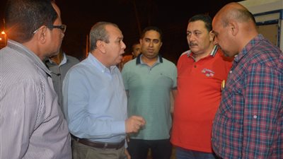 في زيارة مفاجئة.. محافظ دمياط يقرر زيادة رسوم بوابات رأس البر