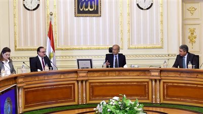 الحكومة ترسل الموازنة الجديدة للبرلمان.. وسعر الدولار بها ١٧.٢٥ جنيها