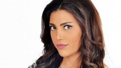 بالفيديو.. ريهام حجاج تتحرش بعمرو سعد داخل حجرة نومه في «وضع أمني»