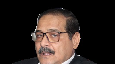 رئيس «الاستشاري للخبراء العقاريين»: وزارة الإسكان تحولت لـ «تاجر» يشعل أسعار العقارات والأراضي