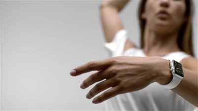 بالصور.. أسعار وموعد إطلاق ساعة أبل «Watch series 2»