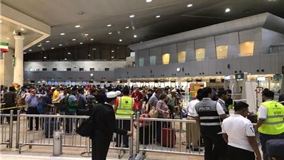 تشكيل لجنة لصرف تعويضات المصريين بالكويت المتضررين من إلغاء تذاكر الطيران