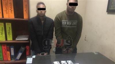 سقوط عاطلين سرقا مشغولات ذهبية من شقة مندوب مبيعات بالشرابية