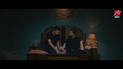 حمادة هلال يعيد جزءا من ميراث إيمان العاصي لها في «قانون عمر» (فيديو)