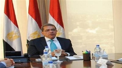 إحالة 9 دعاوى تتهم وزير المالية بعدم تنفيذه أحكاما قضائية لدائرة مغايرة