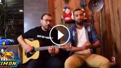 بالفيديو.. شابان يشعلان «فيس بوك» بتترات مسلسلات «سبيس تون»